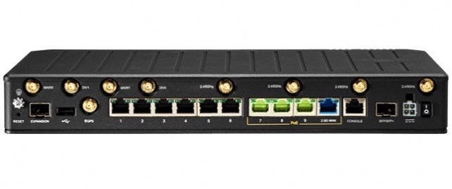 Cradlepoint Delivers Industry’s First 5G Enterprise 1 10920 5187 e3000back