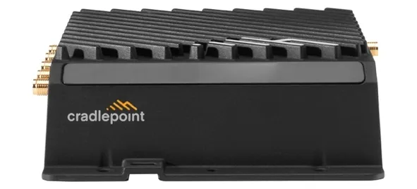 R920 Series Ruggedized Router - 1 year Mobile Essentials WiFi Cat-7, no antennas, North America - MA01-0920-C7A-NA